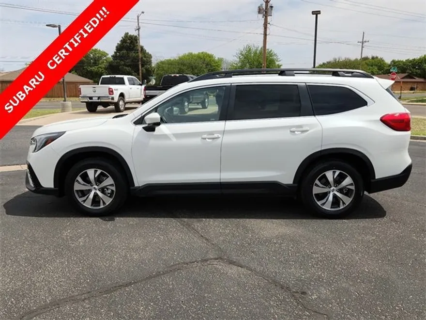2024 Subaru Ascent Premium photo 1