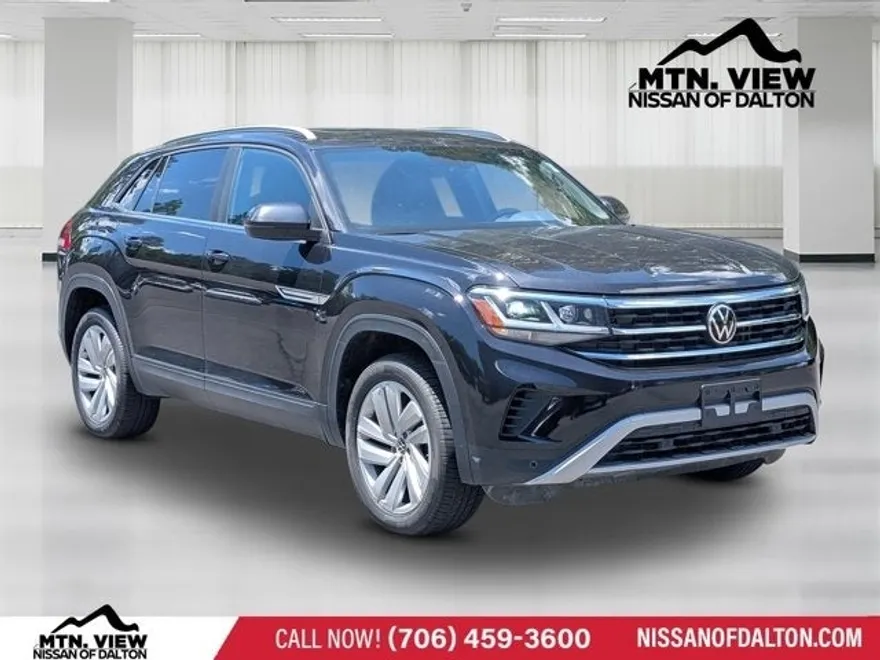 2022 Volkswagen Atlas Cross Sport V6 SE Technology photo 1