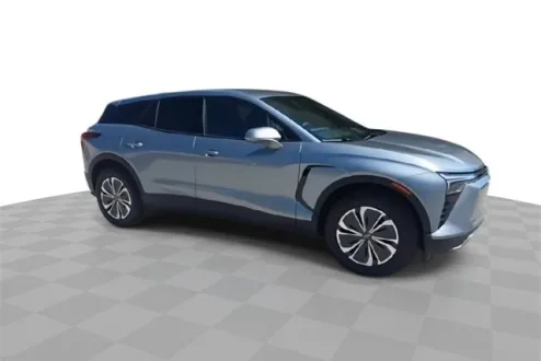 2025 Chevrolet Blazer EV photo 2
