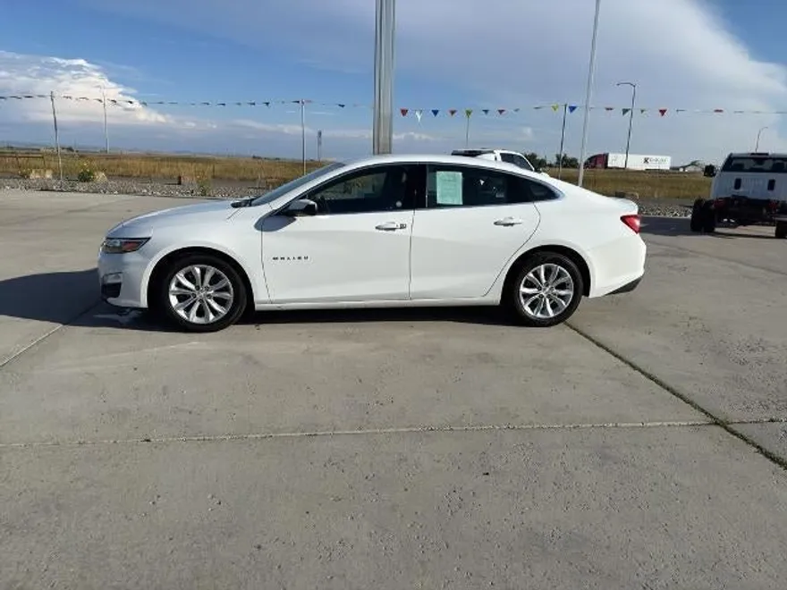 2023 Chevrolet Malibu 1LT photo 1