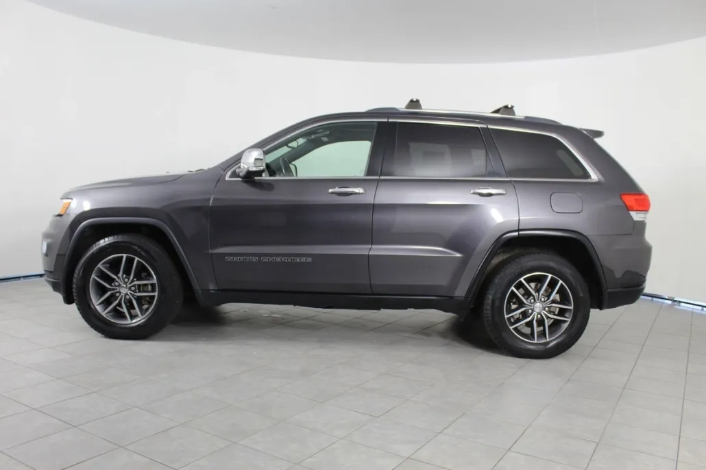 2017 Jeep Grand Cherokee Limited photo 1