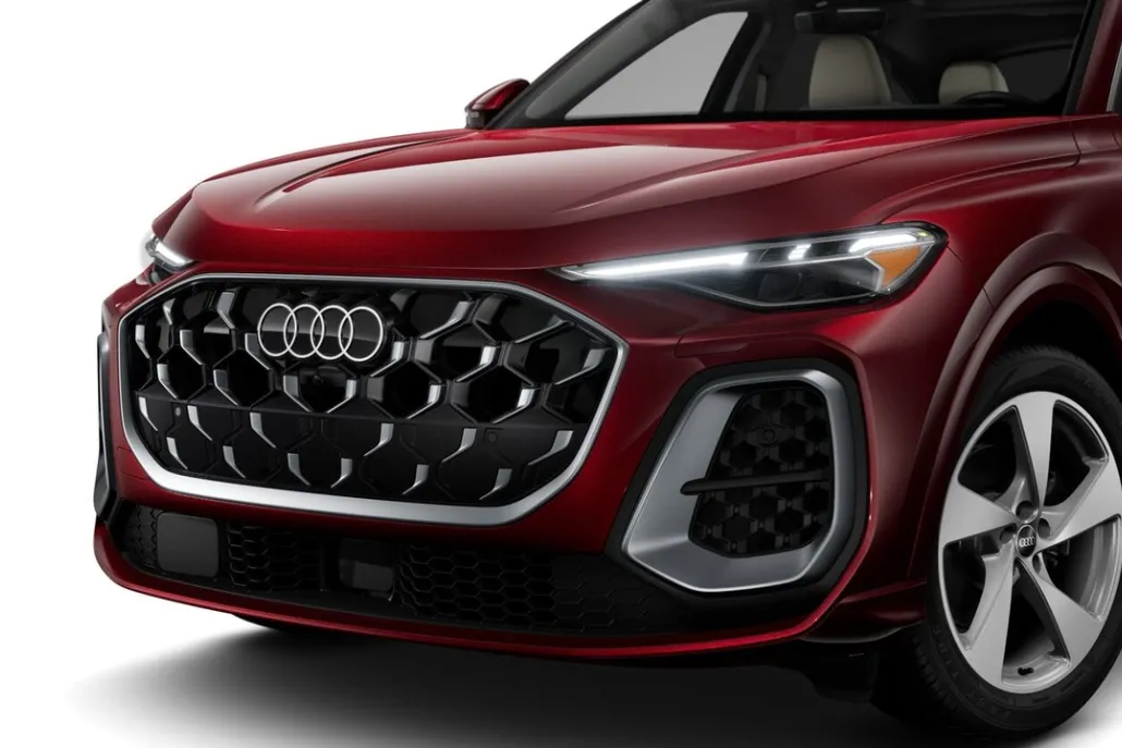 2025 Audi Q5 2.0T Prestige photo 1