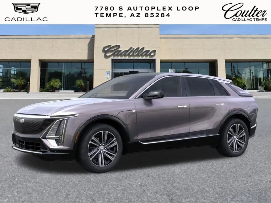 2025 Cadillac Lyriq Luxury photo 1