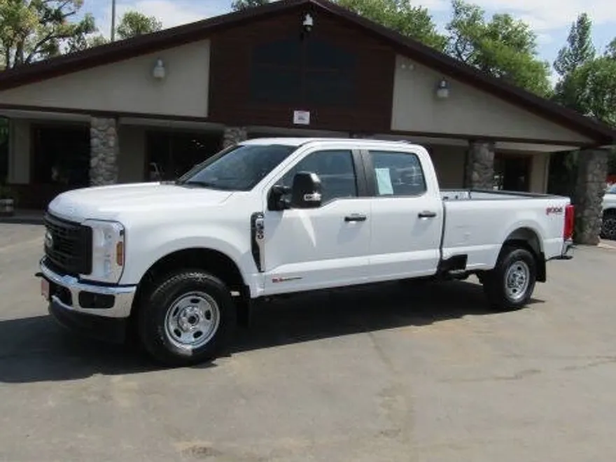 2024 Ford F-350 XL photo 1