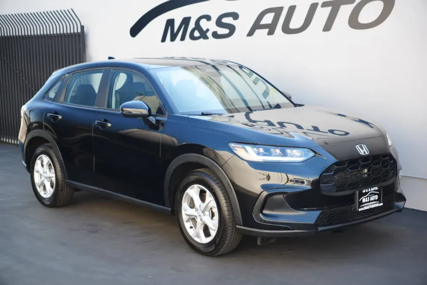 2023 Honda HR-V LX photo 1