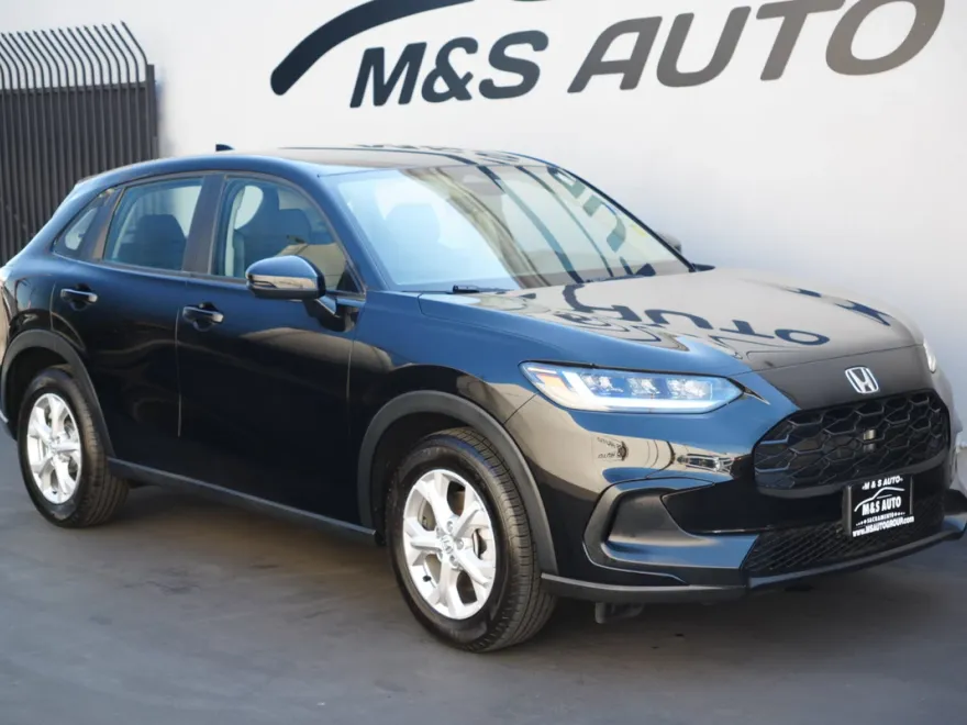 2023 Honda HR-V LX photo 1