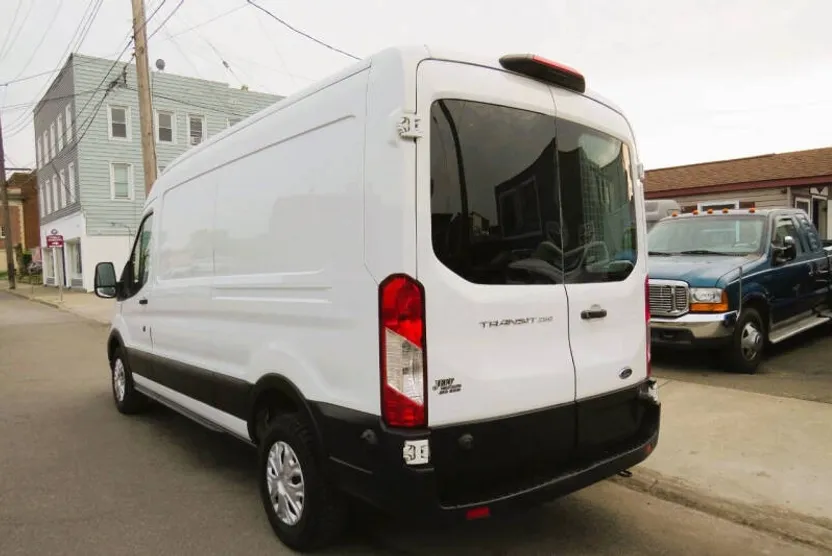 2020 Ford Transit Cargo Van photo 1