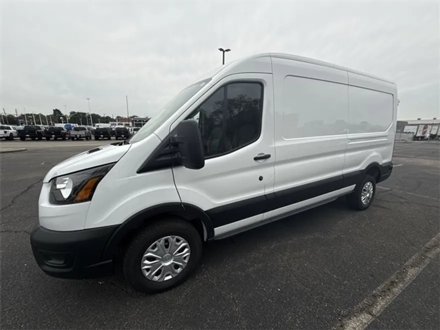 2025 Ford Transit photo 1