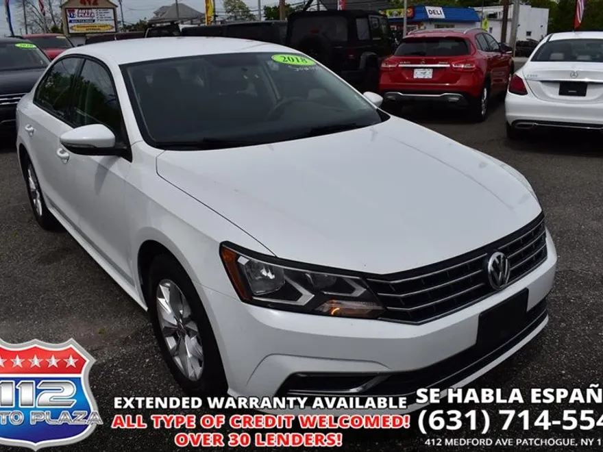 2018 Volkswagen Passat S photo 1