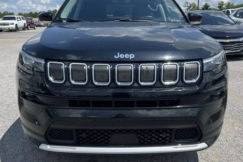 2022 Jeep Compass Limited photo 1