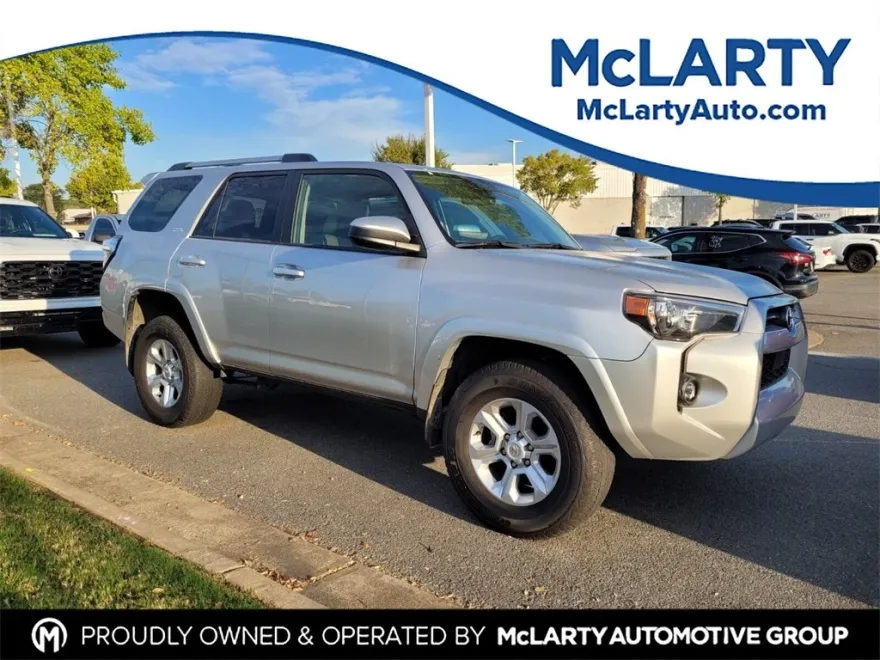 2024 Toyota 4Runner SR5 photo 1