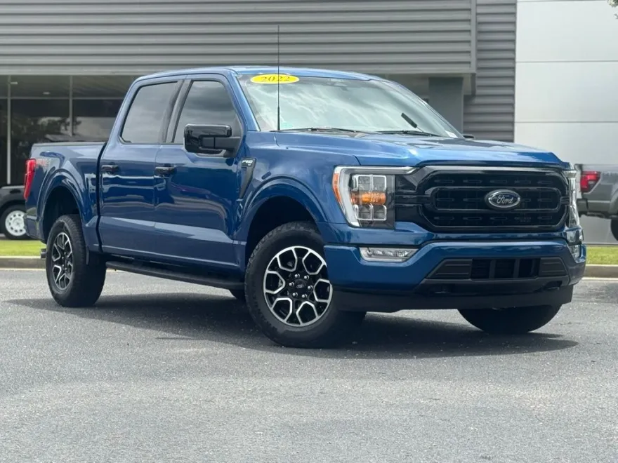 2022 Ford F-150 XLT FX4 photo 1