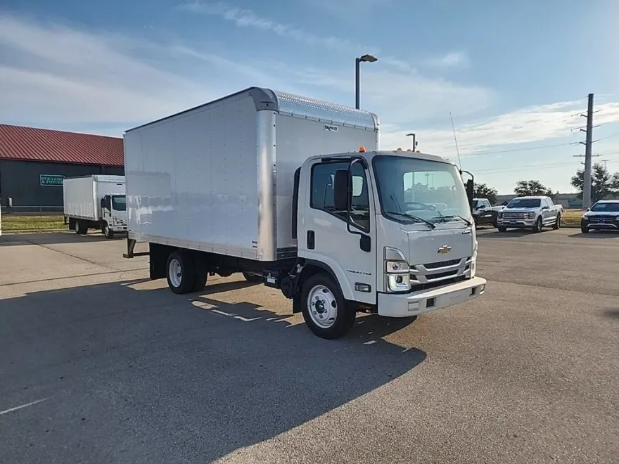 2024 Chevrolet Silverado 4500HD photo 1