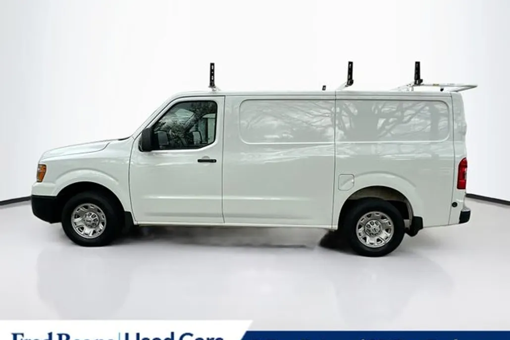 2020 Nissan NV2500 HD SV photo 1