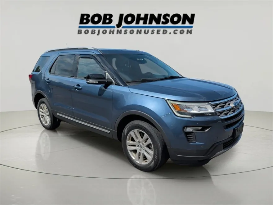 2018 Ford Explorer XLT photo 1