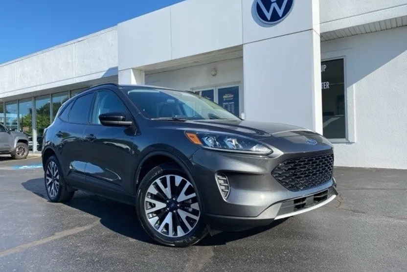 2020 Ford Escape SE Sport Hybrid photo 1