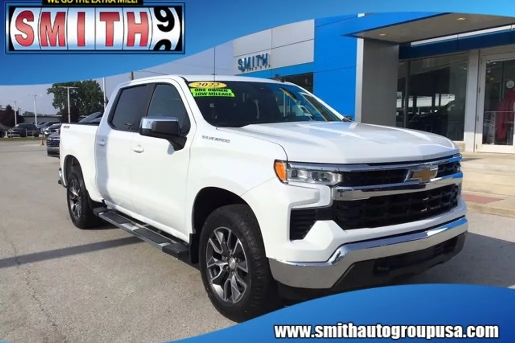 2022 Chevrolet Silverado 1500 LT photo 1