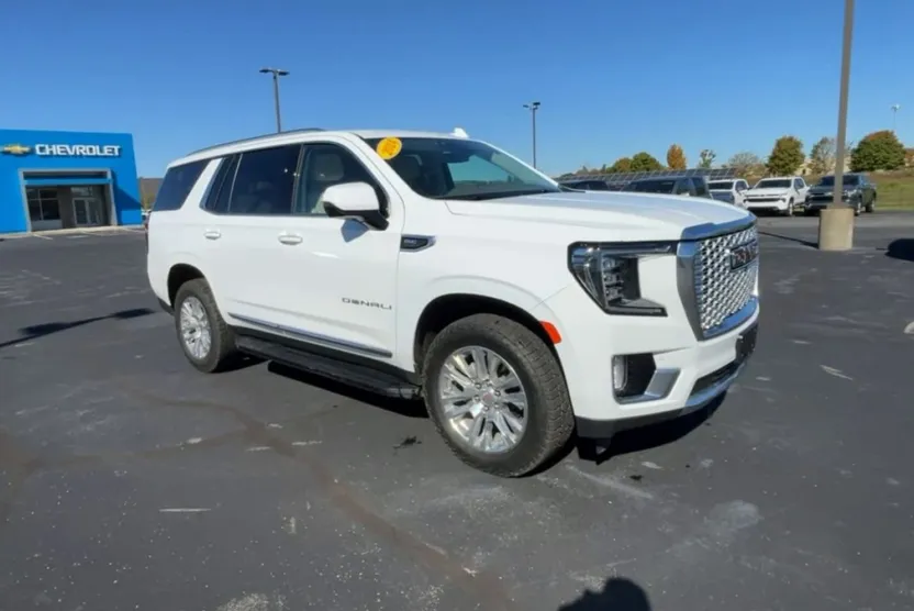 2024 Gmc Yukon Denali photo 1