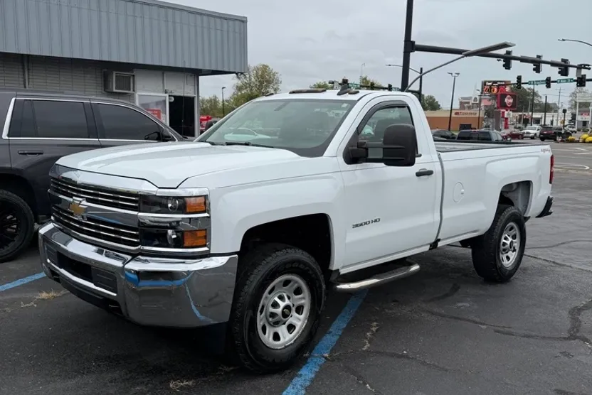 2017 Chevrolet Silverado 3500HD Work Truck photo 1
