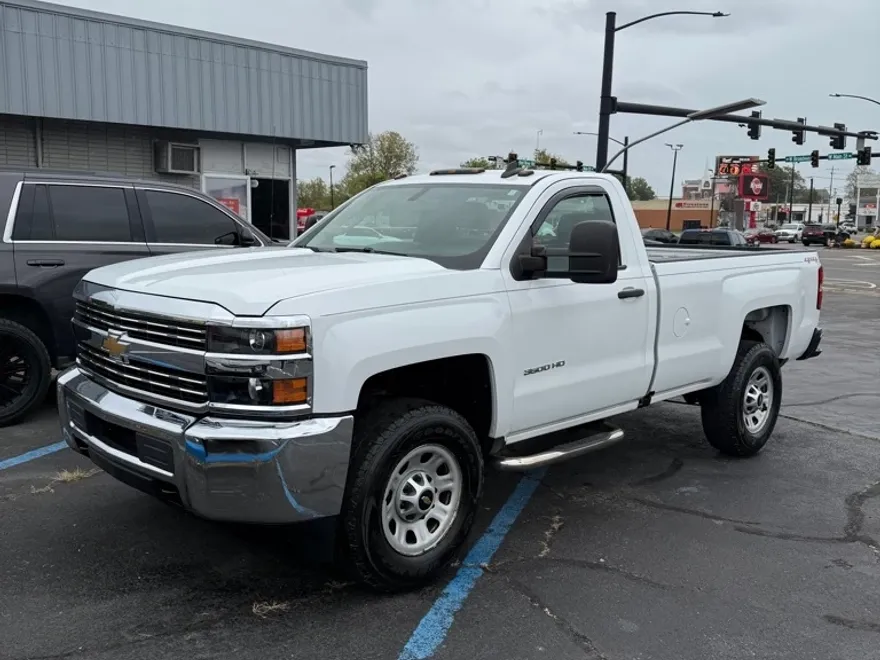 2017 Chevrolet Silverado 3500HD Work Truck photo 1