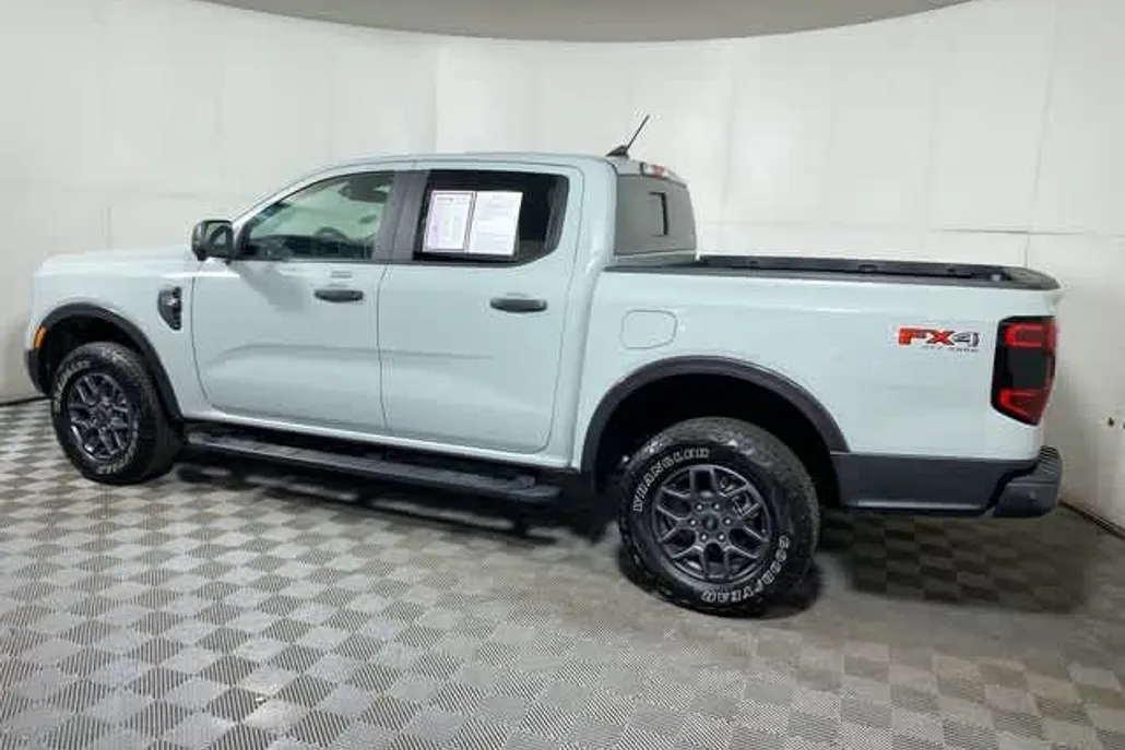 2024 Ford Ranger XLT photo 1