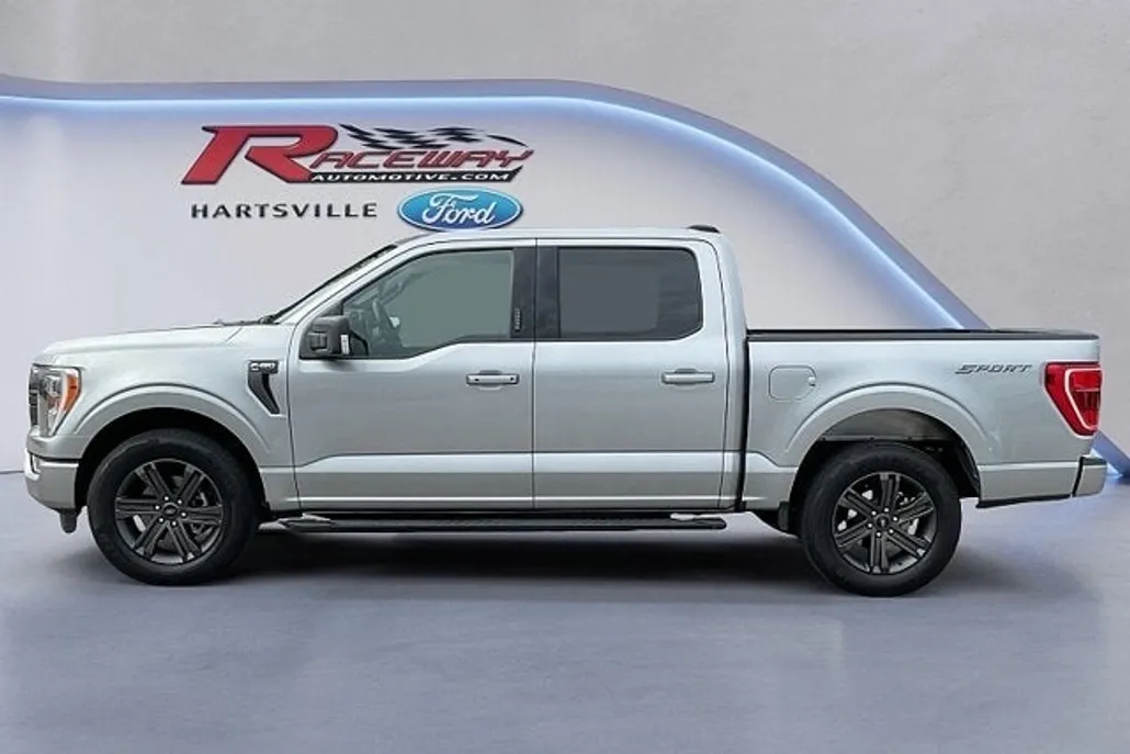 2023 Ford F-150 XLT photo 1