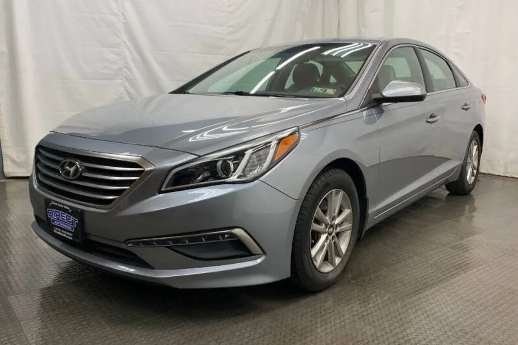 2015 Hyundai Sonata SE photo 1