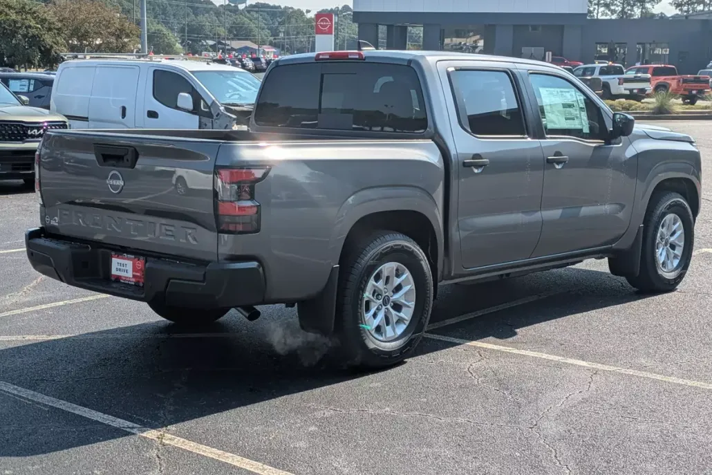 2026 Nissan Frontier S photo 1