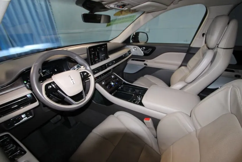 2021 Lincoln Aviator Reserve photo 1