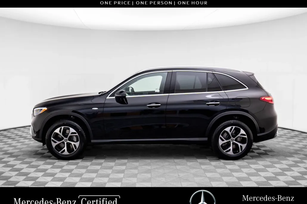 2025 Mercedes Benz GLC 350e 4MATIC photo 1