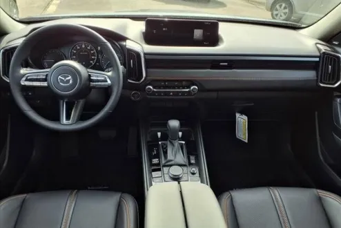 2025 Mazda CX-50 Premium Plus photo 3