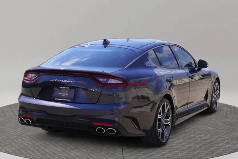 2021 Kia Stinger GT2 photo 1