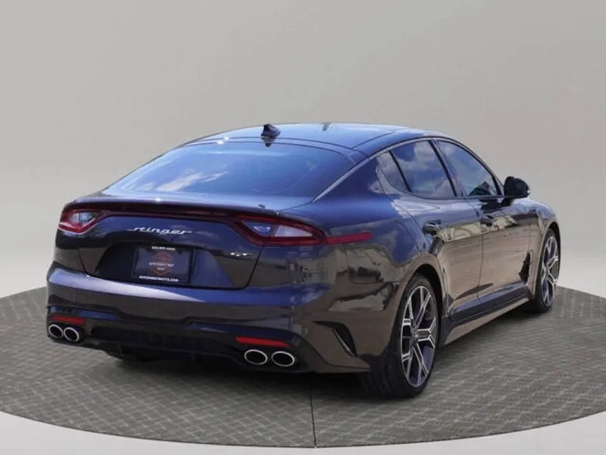 2021 Kia Stinger GT2 photo 1