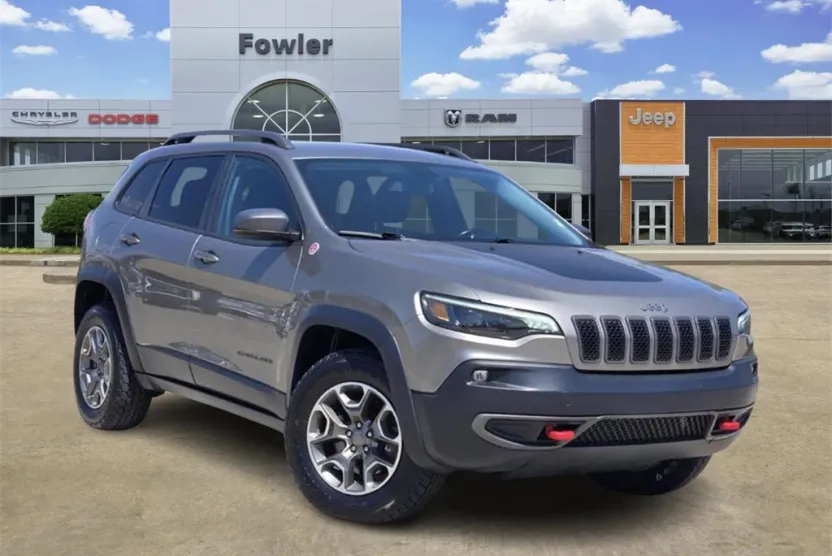 2020 Jeep Cherokee Trailhawk photo 1
