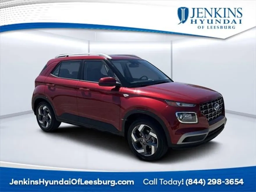 2025 Hyundai Venue SEL photo 1