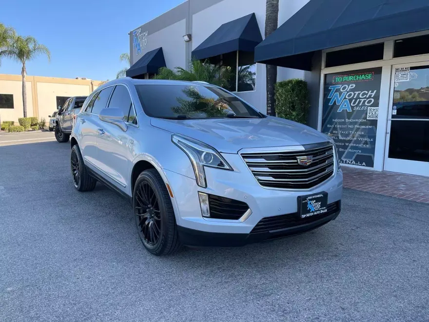 2017 Cadillac XT5 Luxury photo 1