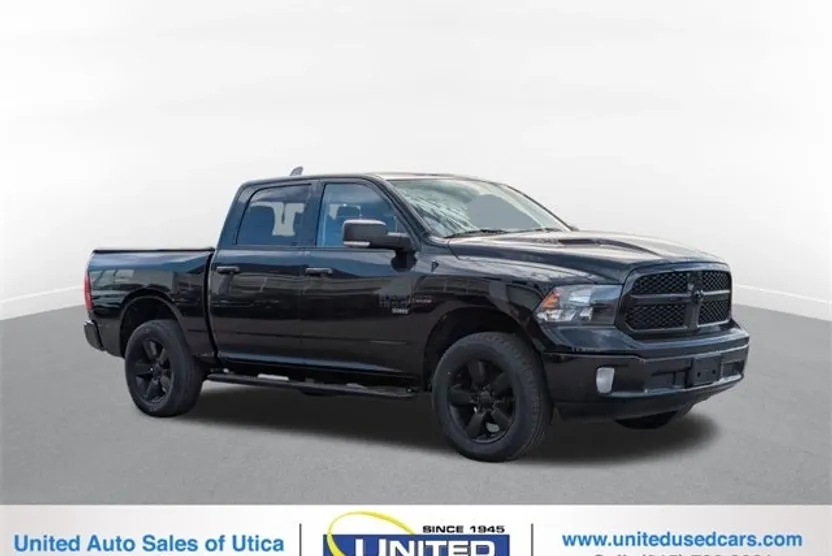 2019 Ram 1500 Classic SLT photo 1