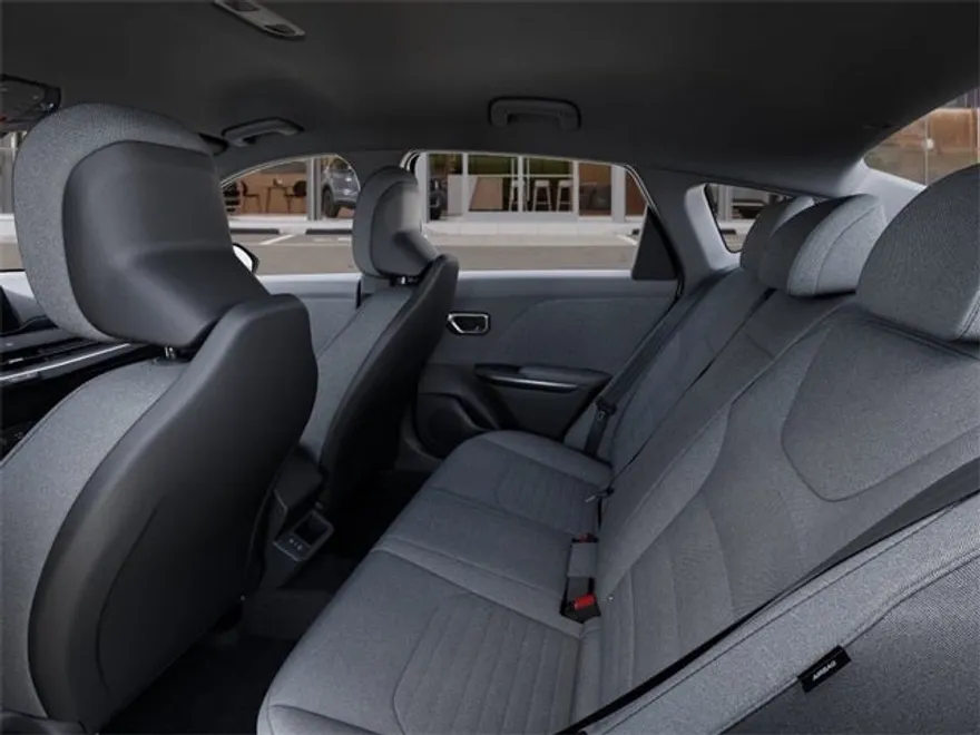 2025 Kia K4 EX photo 17