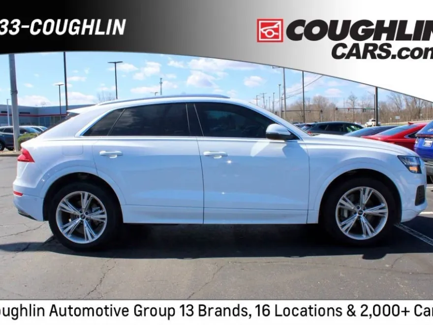 2023 Audi Q8 Premium Plus photo 1