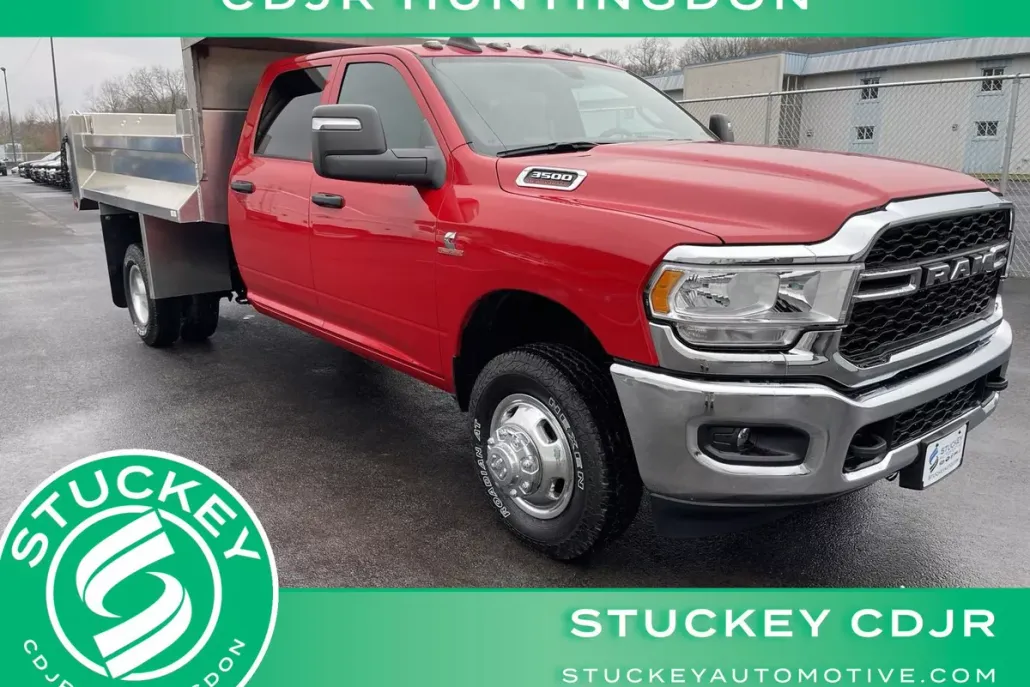 2024 Ram 3500 Tradesman photo 1