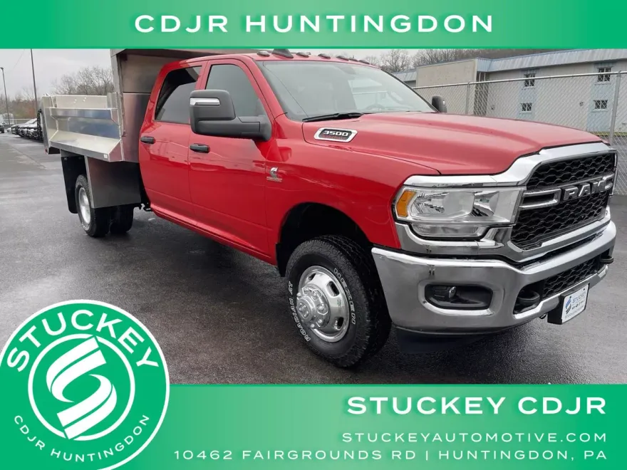 2024 Ram 3500 Tradesman photo 1