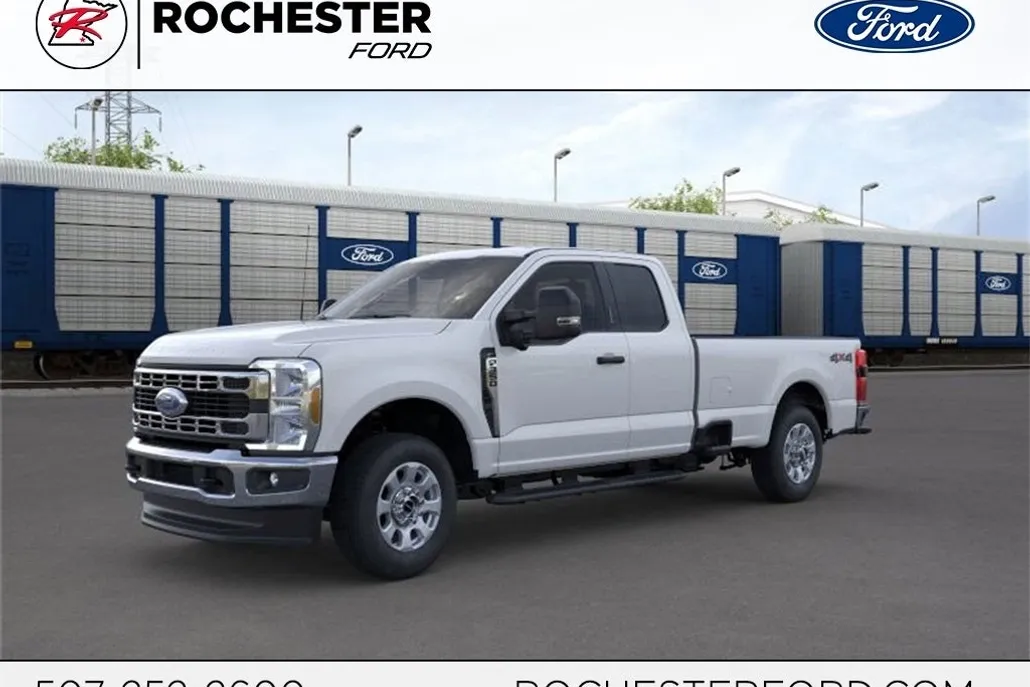 2025 Ford F-350 photo 1