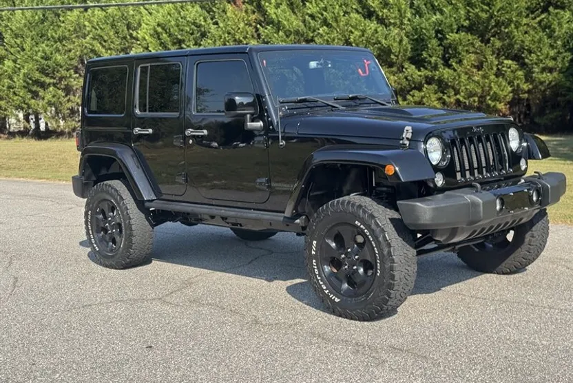 2015 Jeep Wrangler Altitude photo 1