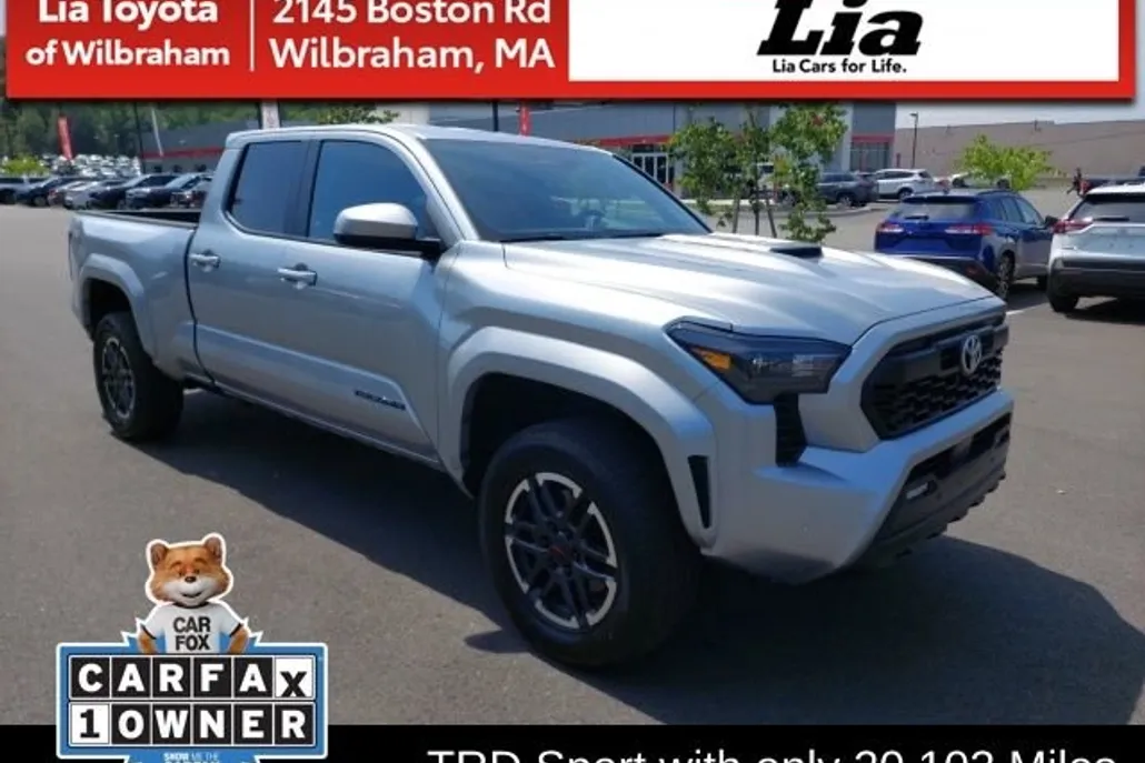 2024 Toyota Tacoma TRD Sport 4x4 photo 1
