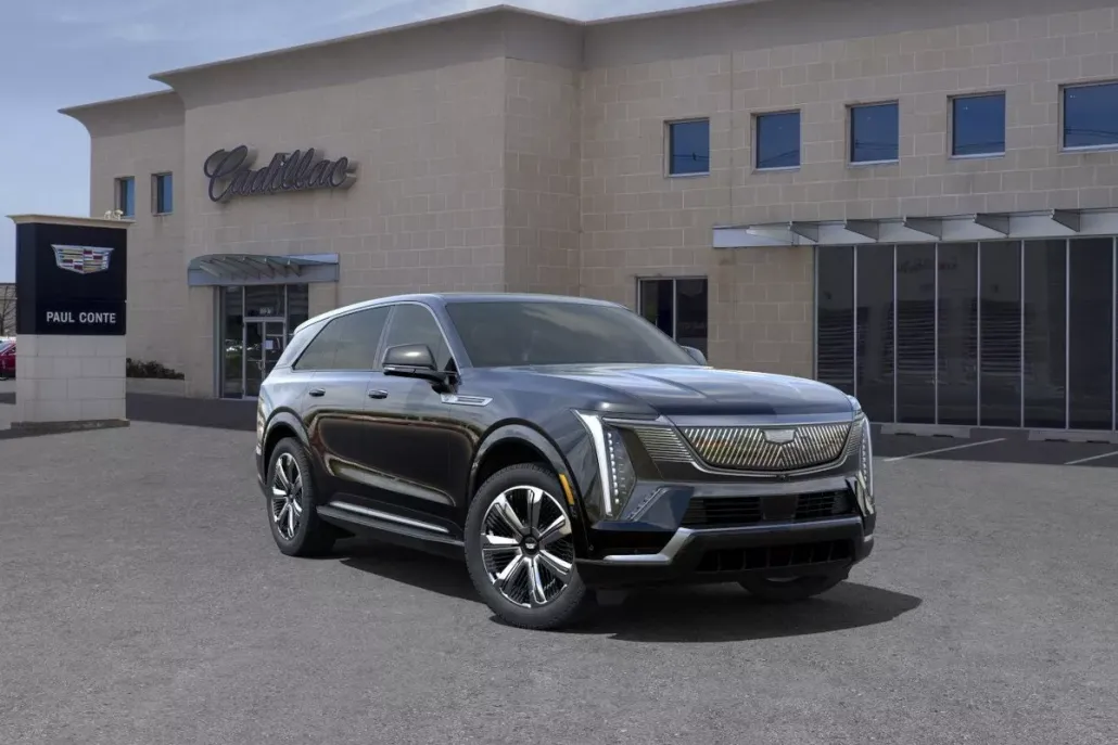 2025 Cadillac Escalade IQ Luxury photo 1