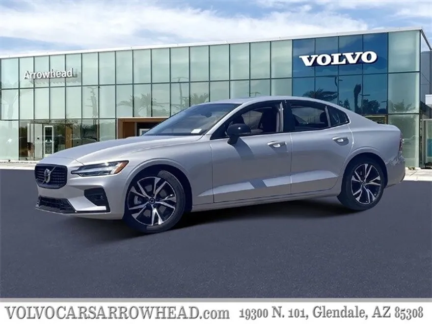 2024 Volvo S60 B5 Plus photo 1