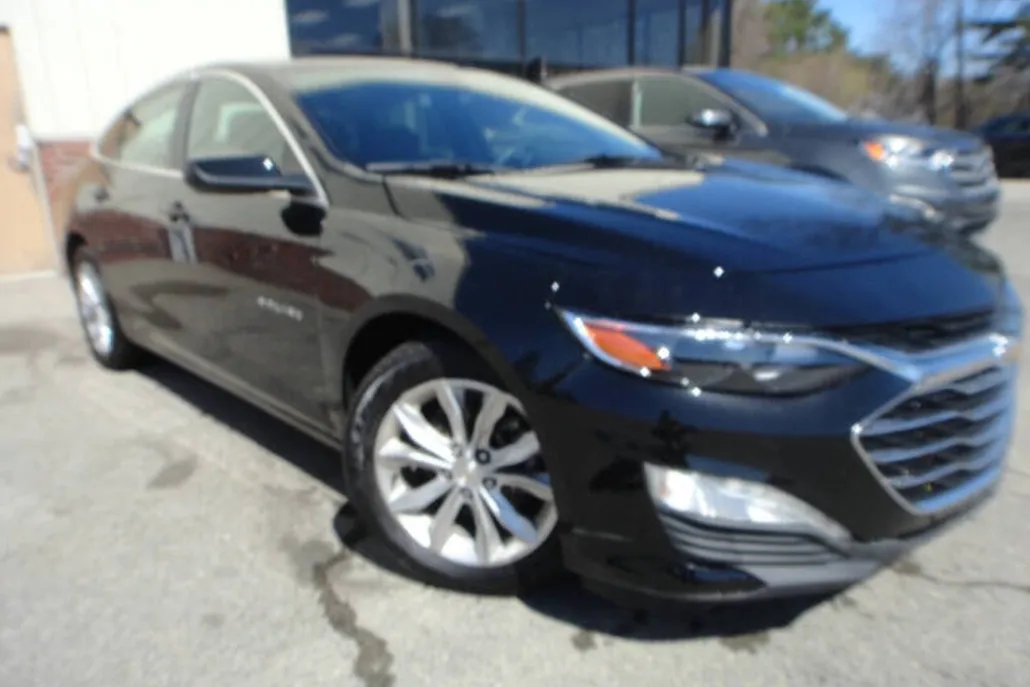 2022 Chevrolet Malibu 1LT photo 1