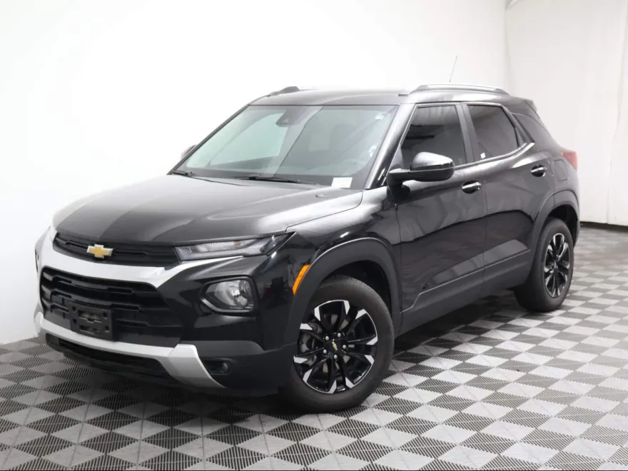 2023 Chevrolet Trailblazer LT photo 1