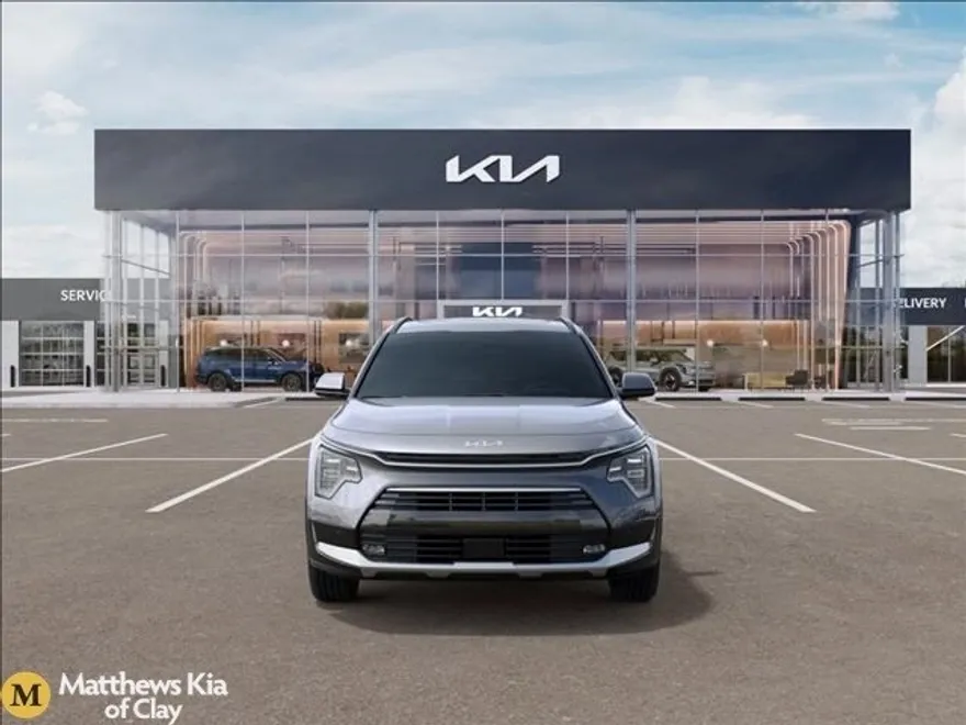 2025 Kia Niro Plug-In Hybrid SX Touring photo 1