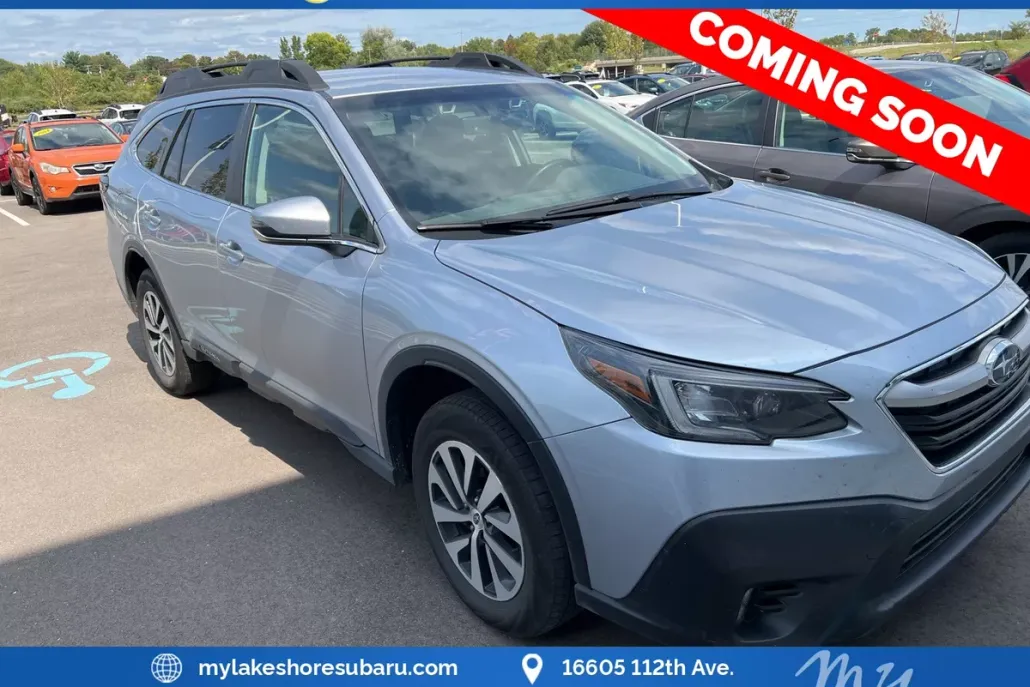 2022 Subaru Outback Premium photo 1